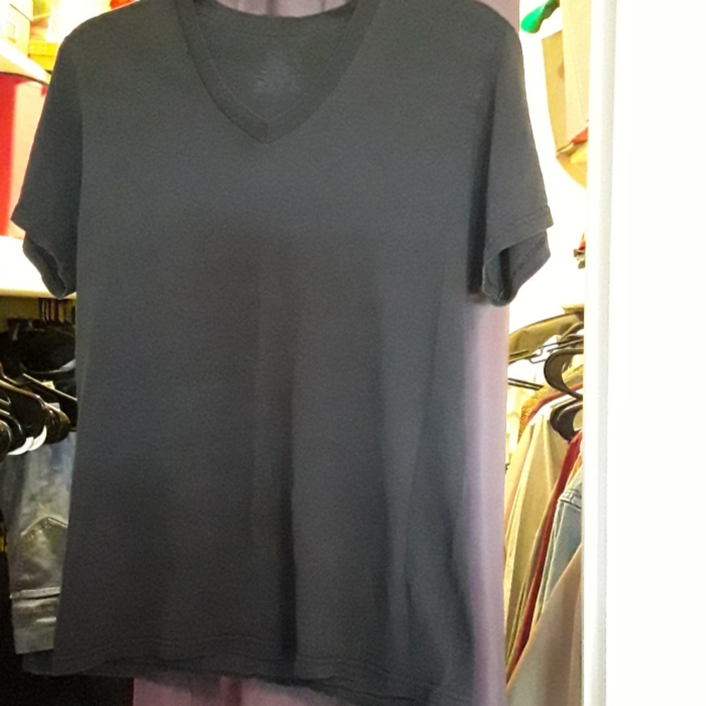 Black tshirt